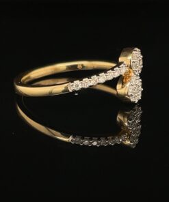 Alternative view of Ring bellaluce