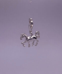 Alternative view of Bettelarmband-Anhänger "Pferd"