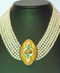 Collier Perle mit einer Schließe, besetzt mit Türkis und Perle